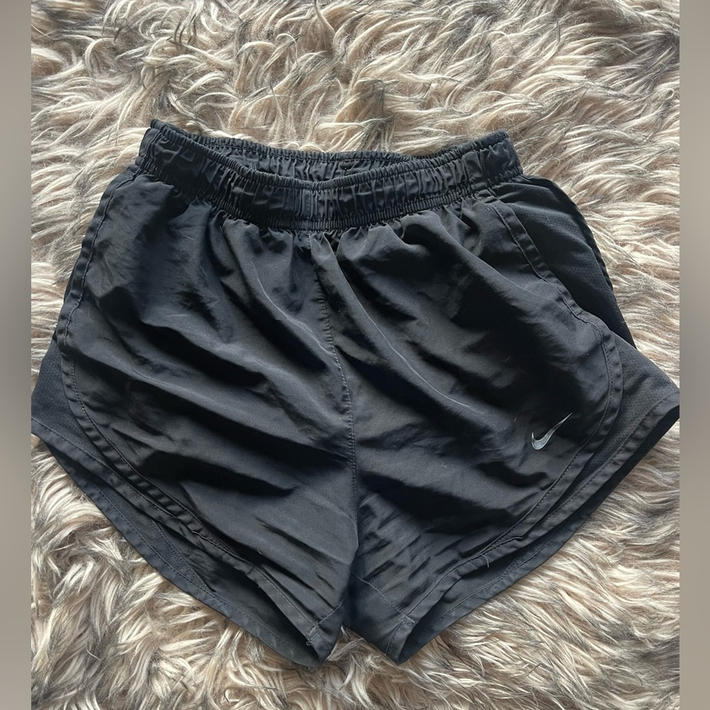 Nike Drifit shorts, women’s XS